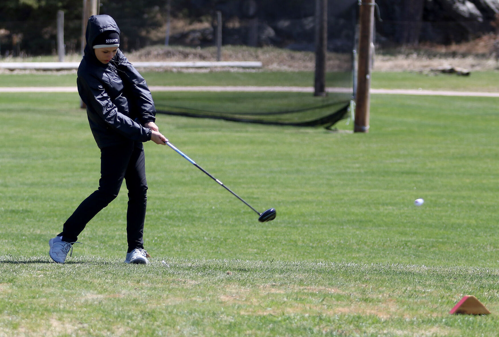 051022-golf1.jpg